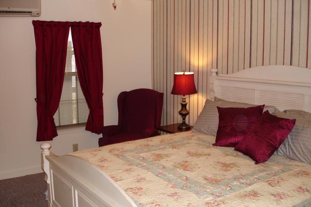 The Lattice Inn Μοντγκόμερι Δωμάτιο φωτογραφία